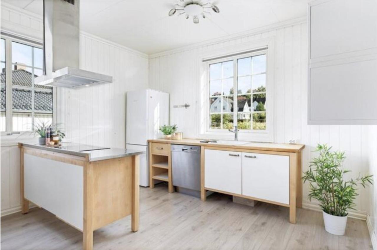 Lys Og Sentral Leilighet Med Terrasse Og Hage Apartman Lillehammer Kültér fotó